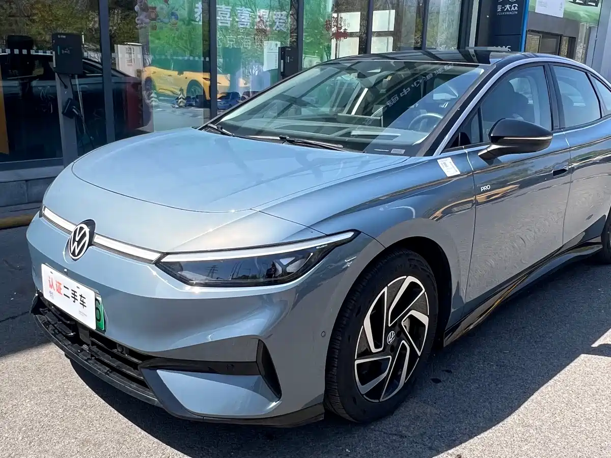 VOLKSWAGEN ID.7 VIZZION