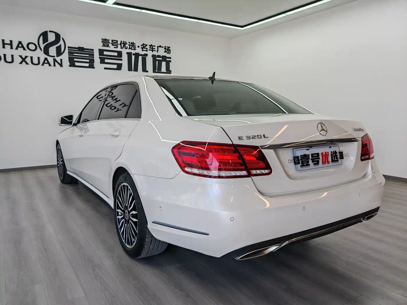 Mercedes-Benz E-Class 2015 E 320 L фото 7