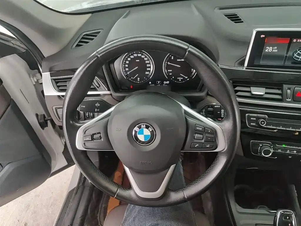 BMW X1 2020 sDrive20Li Fashion Model фото 11