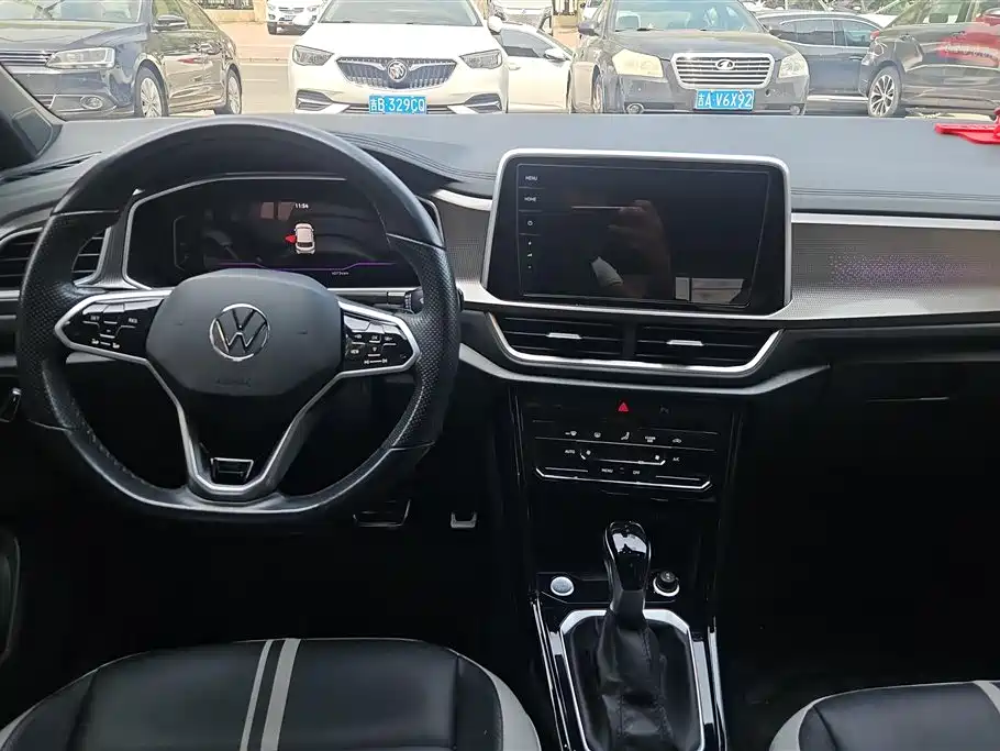 Volkswagen T-ROC 2024 300TSI DSG 2WD Morning Light Edition фото 12
