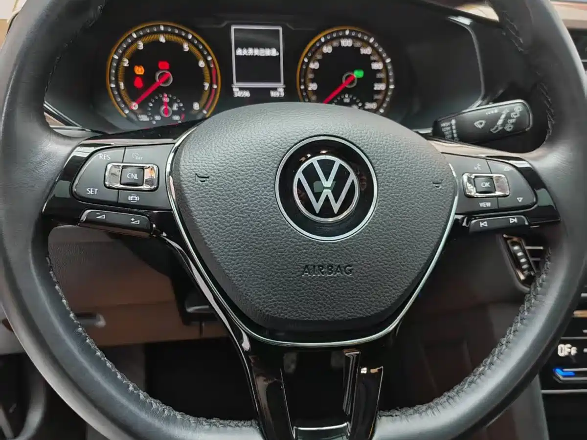 Volkswagen Tharu 2021 Model 280TSI 2WD Luxury Edition фото 12