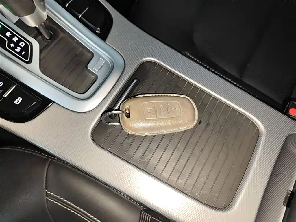 Photo 9 - Geely Emgrand GS