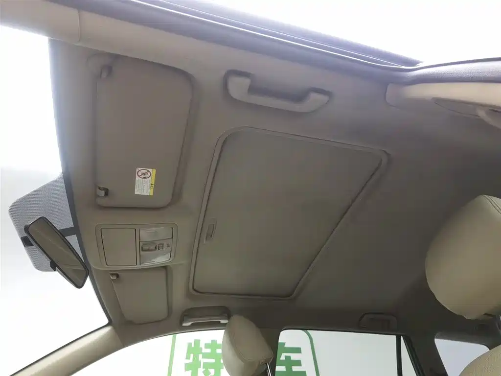Toyota RAV4 Rongfang 2012 Styling Edition 2.0L Automatic 4WD фото 14