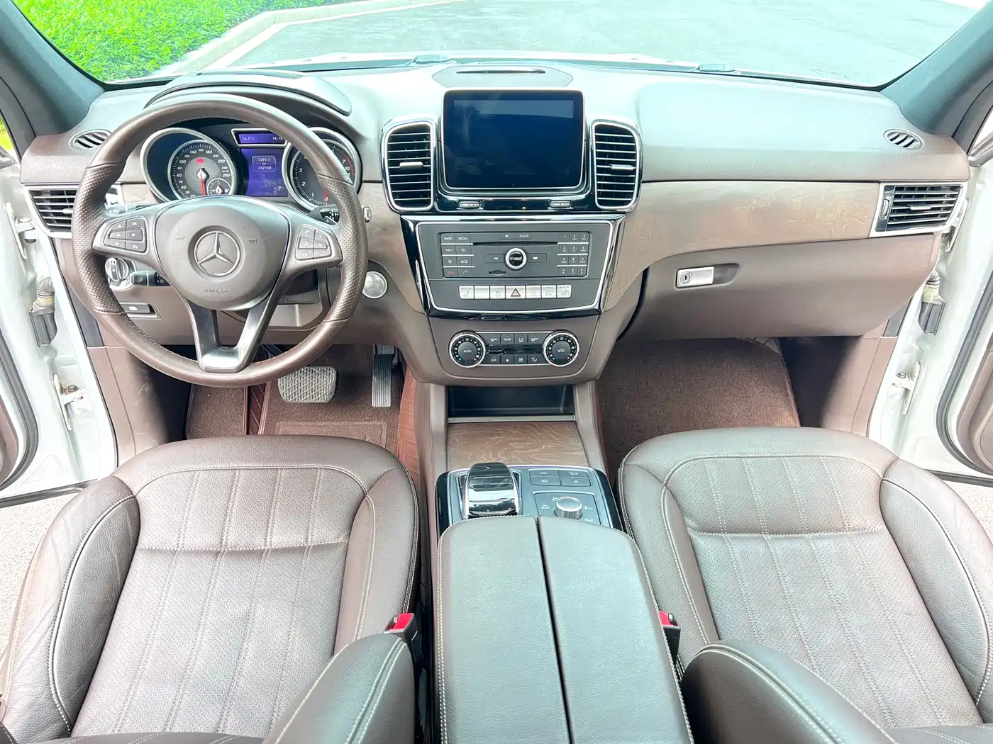 Mercedes-Benz GLE 2015 GLE 400 4MATIC фото 12