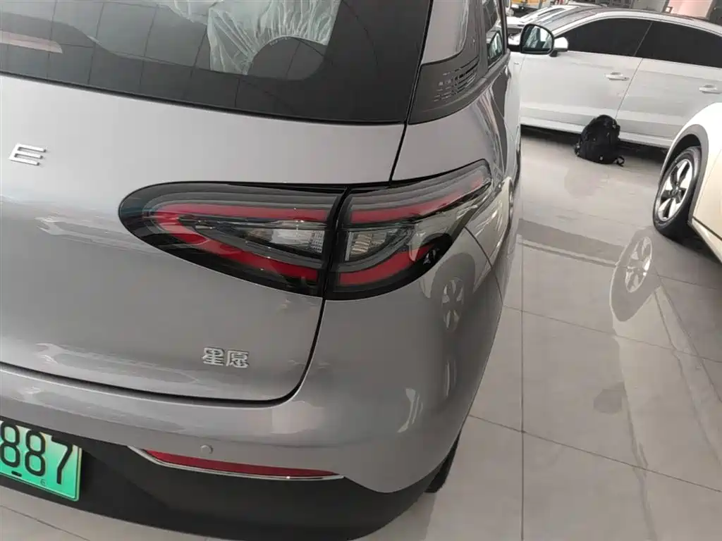 Geely Galaxy Starry Wish 2026 Edition 310km Youth Version фото 8