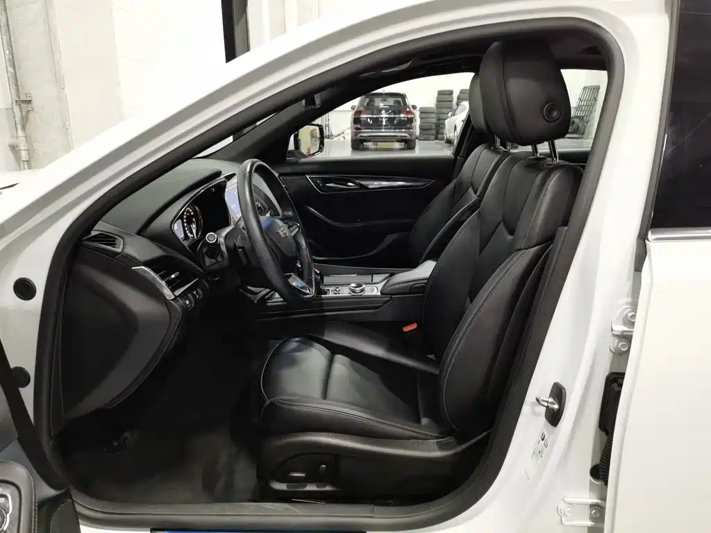 Cadillac CT5 2020 2020 Facelift 28T Fashion Edition