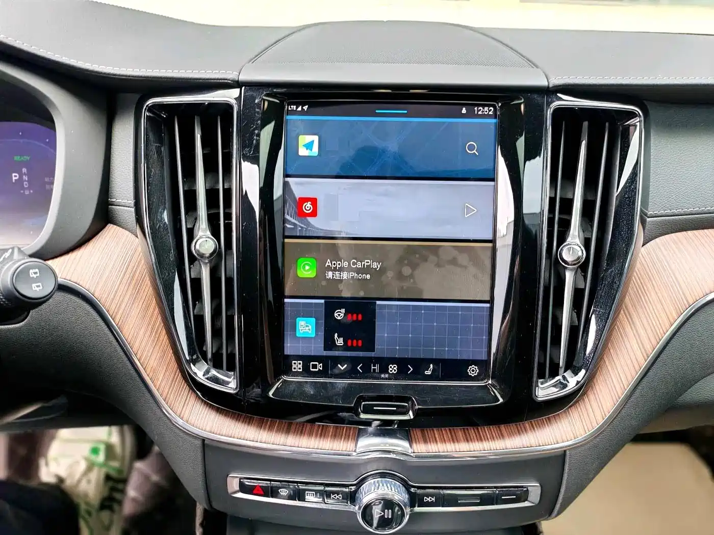 Volvo XC60 Plug-in Hybrid 2024 2024 T8 PHEV Long Range AWD Smart Elite Luxury Edition