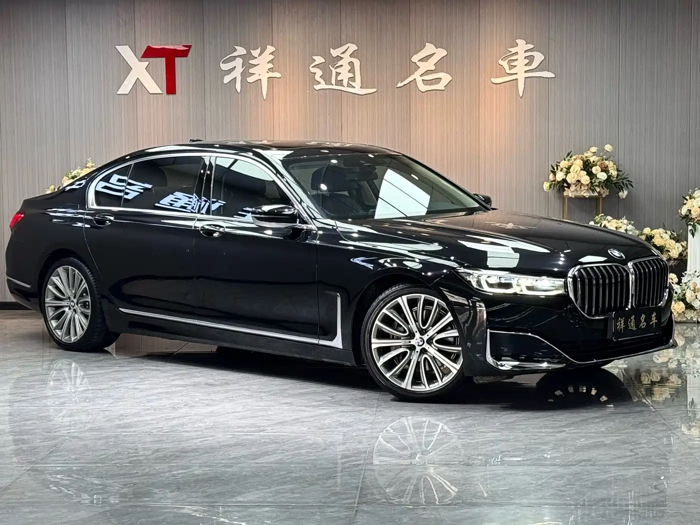 BMW 7 Series 2019 740Li Leading Luxury Package фото 3