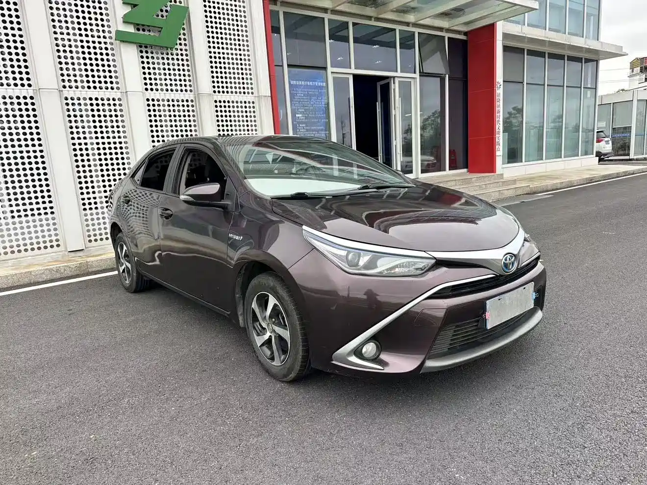 Toyota Levin 2017 Facelift Hybrid 1.8H GS E-CVT Elite Sunroof Edition China V фото 22