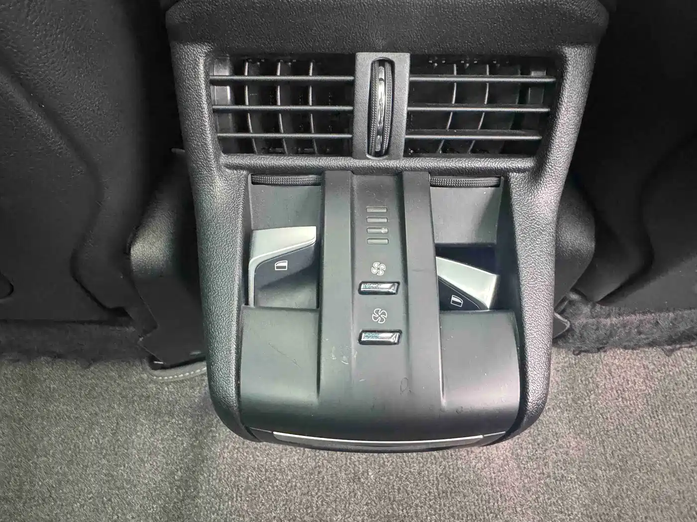 DS 5 2014 2013 1.6T Luxury THP160
