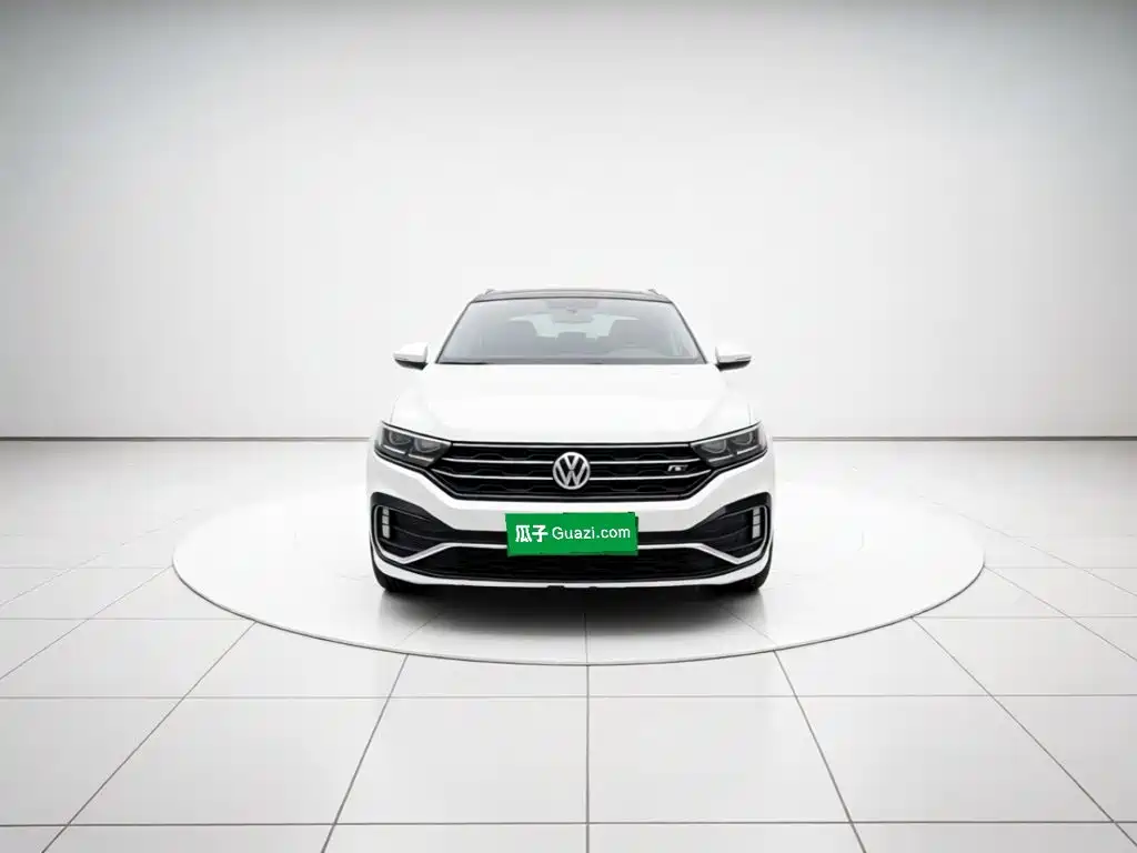 Фото 23 - Volkswagen T-ROC