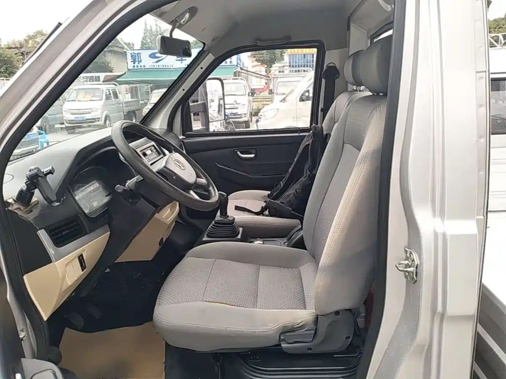 Changan Kuayue Kuayue King X5 2021 2021 Model 1.6L Petrol Standard Edition Single Cab Dual Rear Wheel Flatbed 3600mm Cargo Box DAM16KR