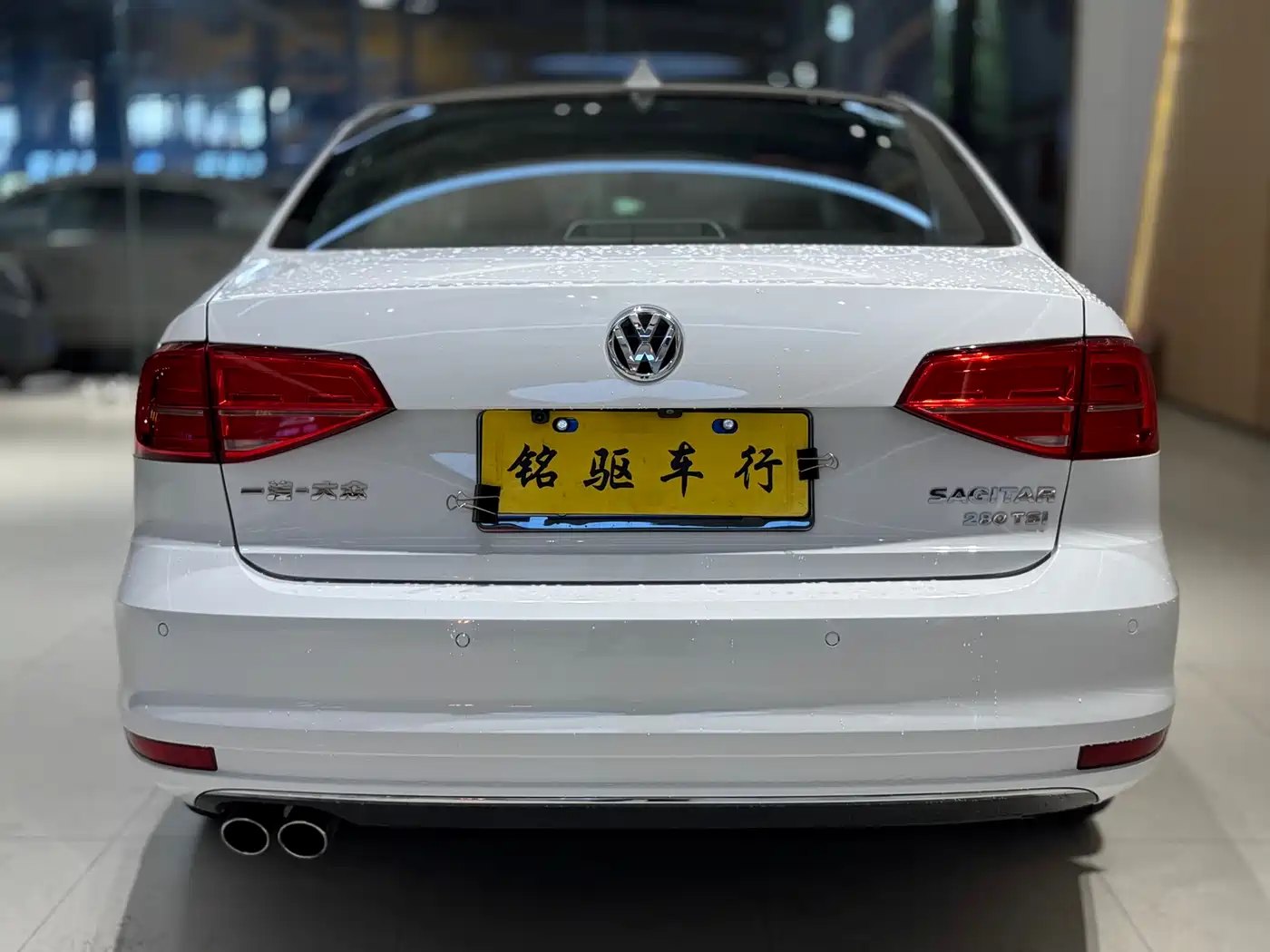 Volkswagen Sagitar 2018 280TSI DSG Luxury фото 5