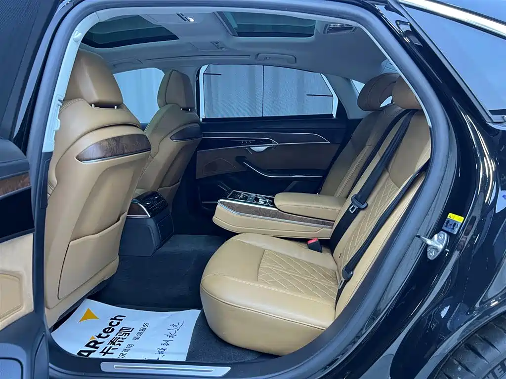 Audi A8 2021 A8L 55 TFSI quattro Luxury фото 8