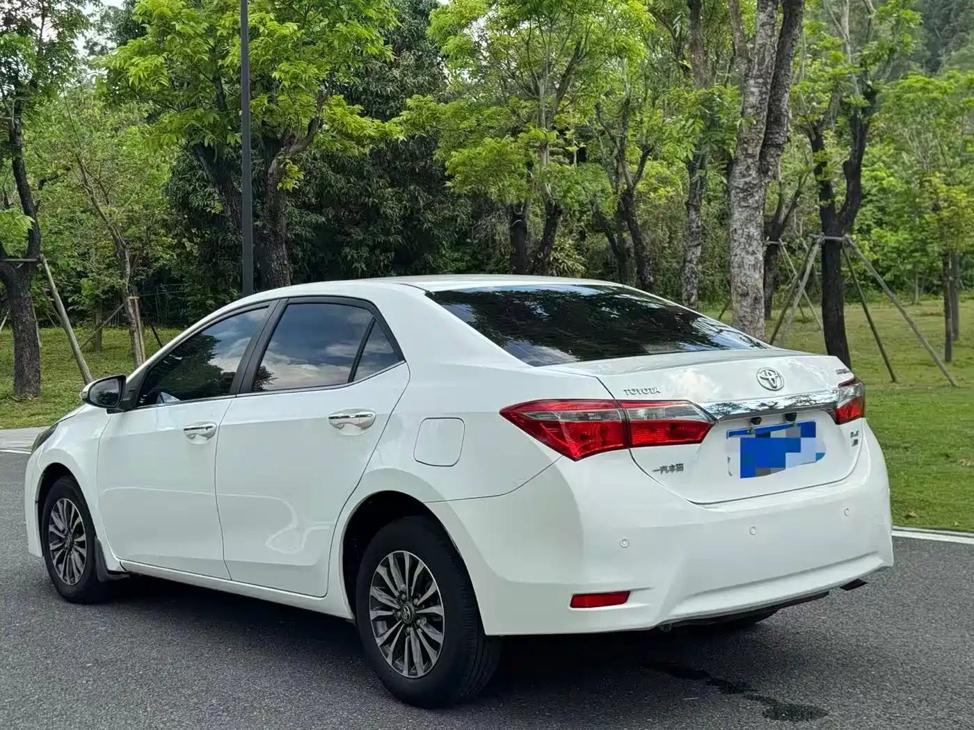 Toyota Corolla 2017 Facelift 1.2T S-CVT GL фото 7