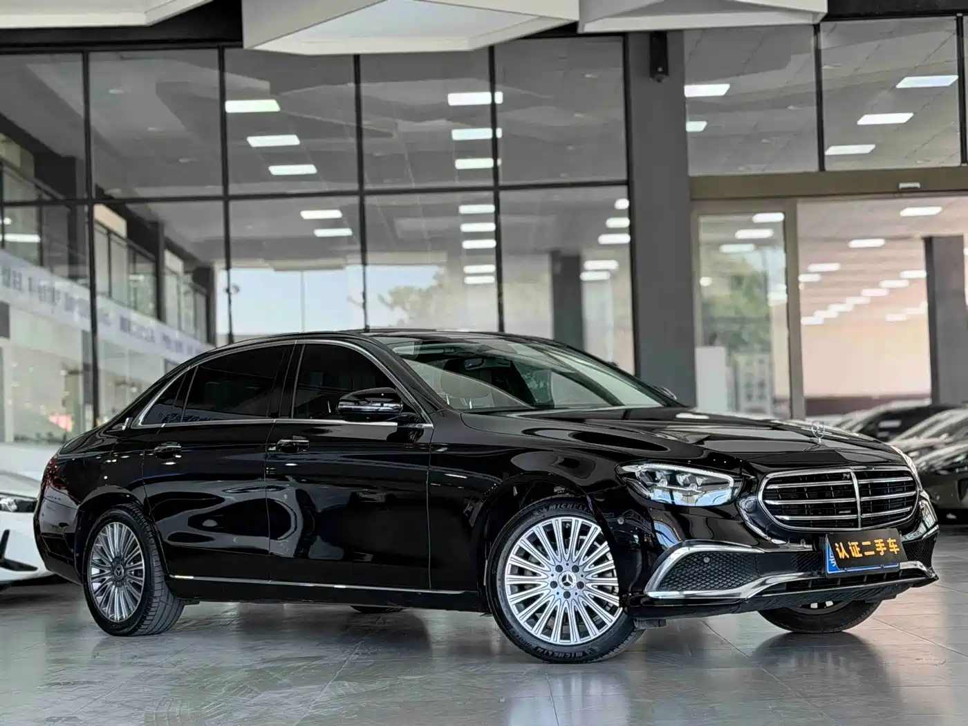  E CLASS