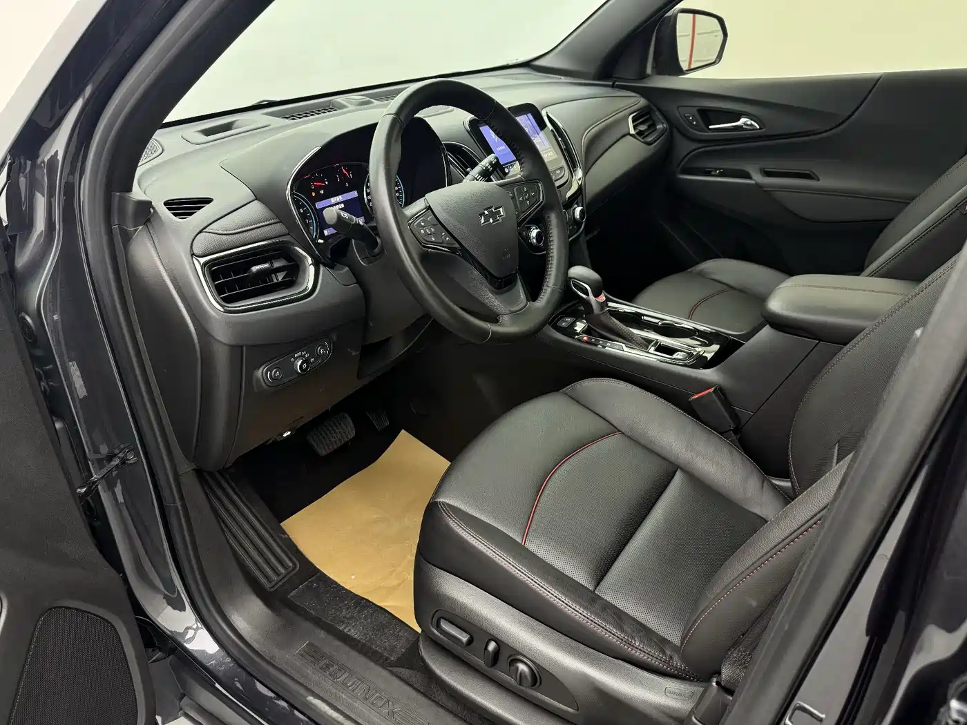 Chevrolet Equinox 2021 550T RS 4WD Intelligent Defender Edition фото 15