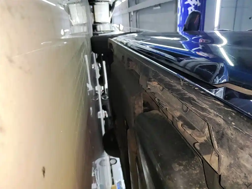 Фото 22 - Toyota Sienna