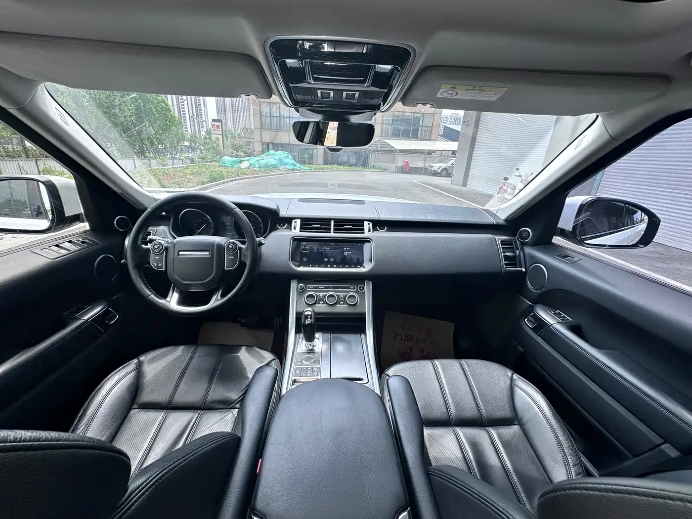 Land Rover Range Rover Sport 2017 3.0 SC V6 SE фото 6