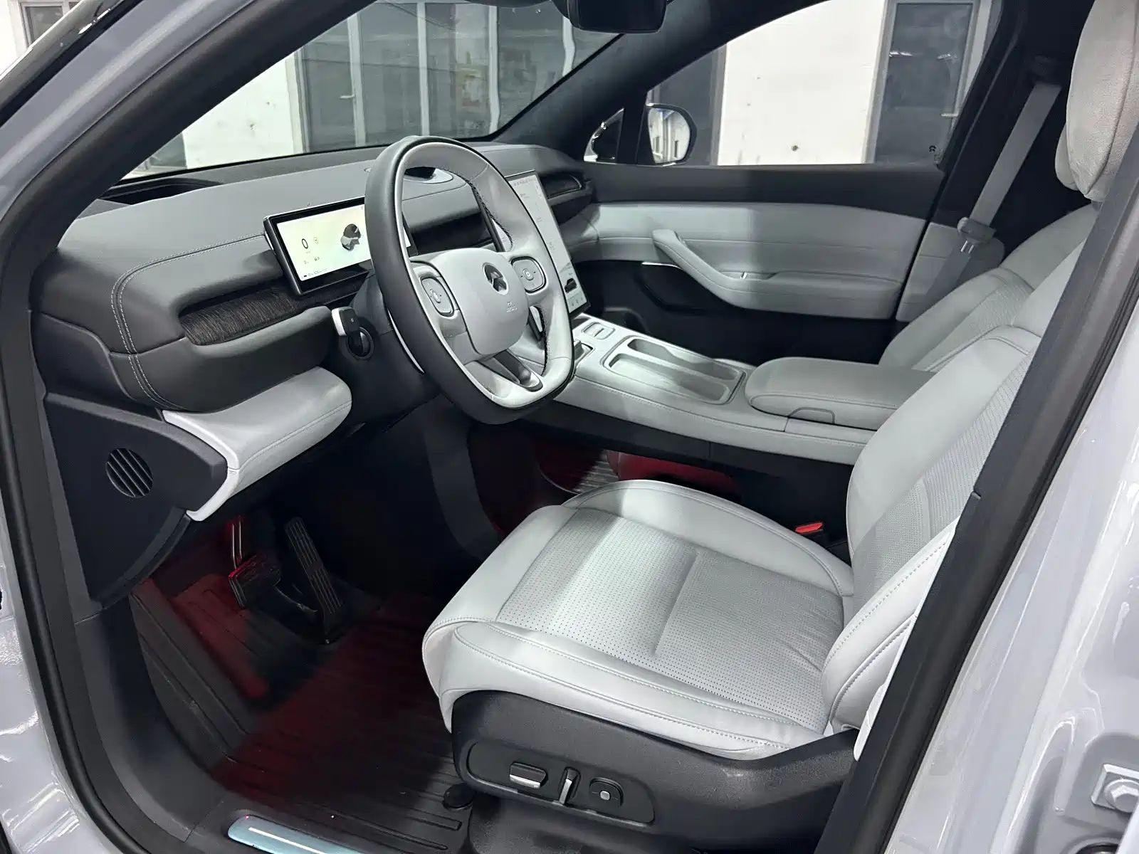 Фото 4 - NIO ES6
