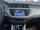 Фото 13 - Geely Vision X3