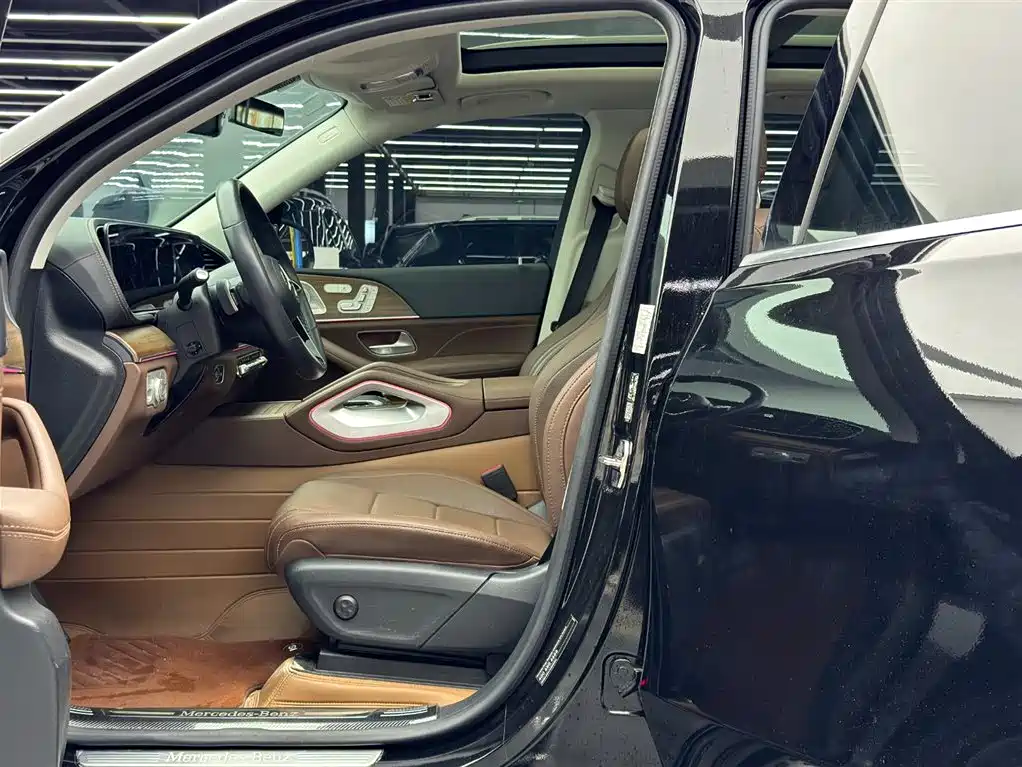 Mercedes-Benz GLE 2024 GLE 450 4MATIC Fashion фото 6