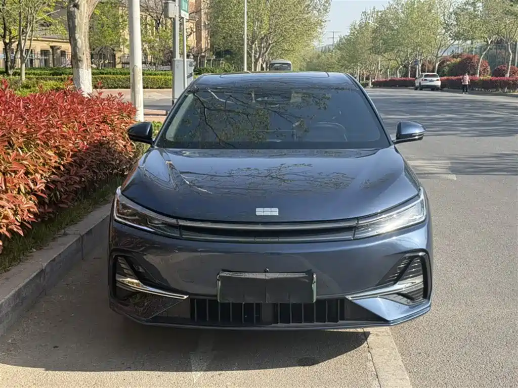 Geely Galaxy Galaxy A7 2025 EM-i фото 24