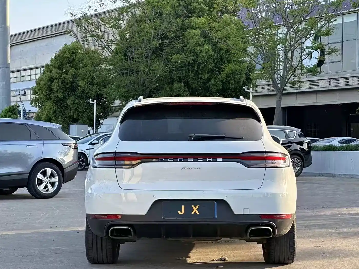 Porsche Macan 2018 Macan 2.0T фото 9