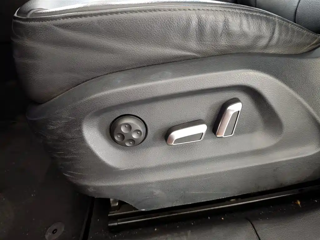 Audi Q3 2017 30 TFSI Style фото 19