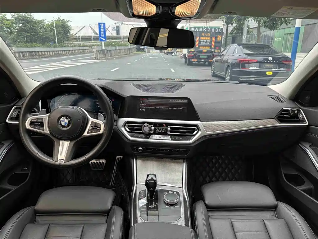 BMW 3 Series 2020 Facelift 325i M Sport Night Edition фото 5