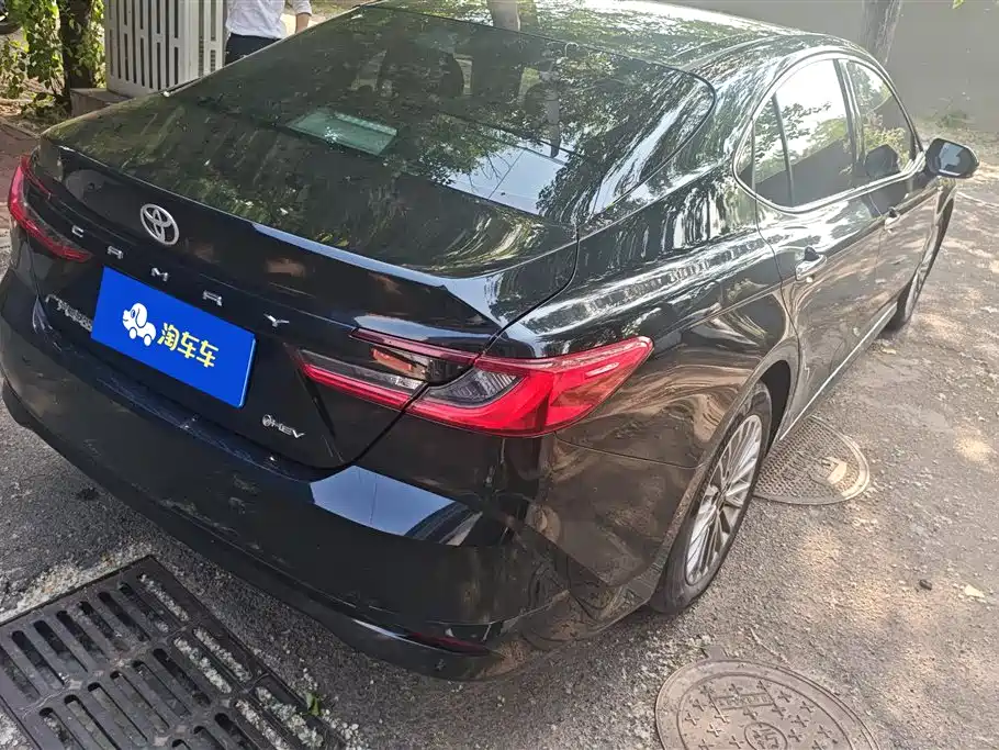 Toyota Camry 2024 Hybrid 2.0HGVP Luxury Edition фото 3