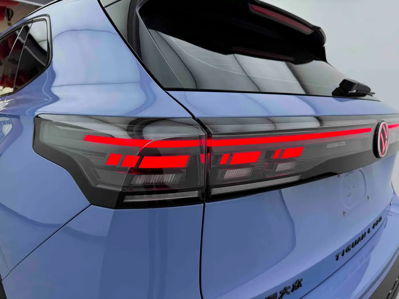 Volkswagen Tiguan L 2024 PRO 380TSI 4WD R-Line Premium Edition фото 32
