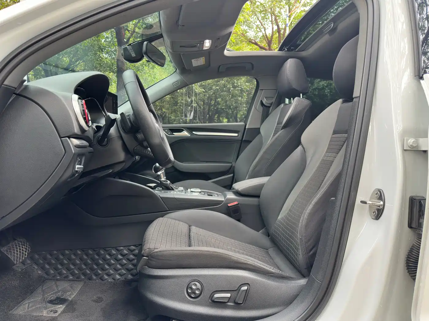 Audi A3 2017 Limousine 35 TFSI Sport фото 8