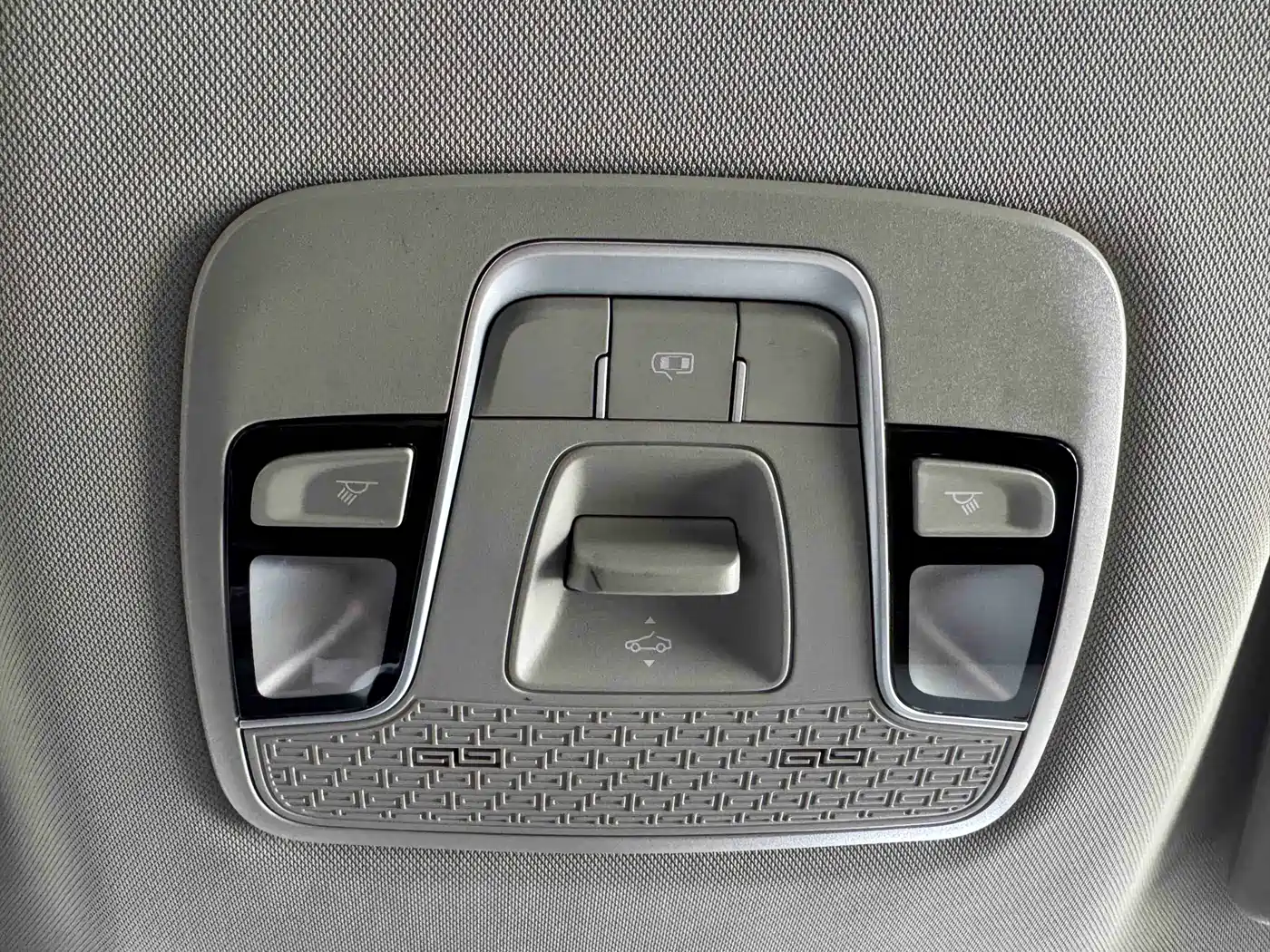 GEELY AUTOMOBILE BINYUE