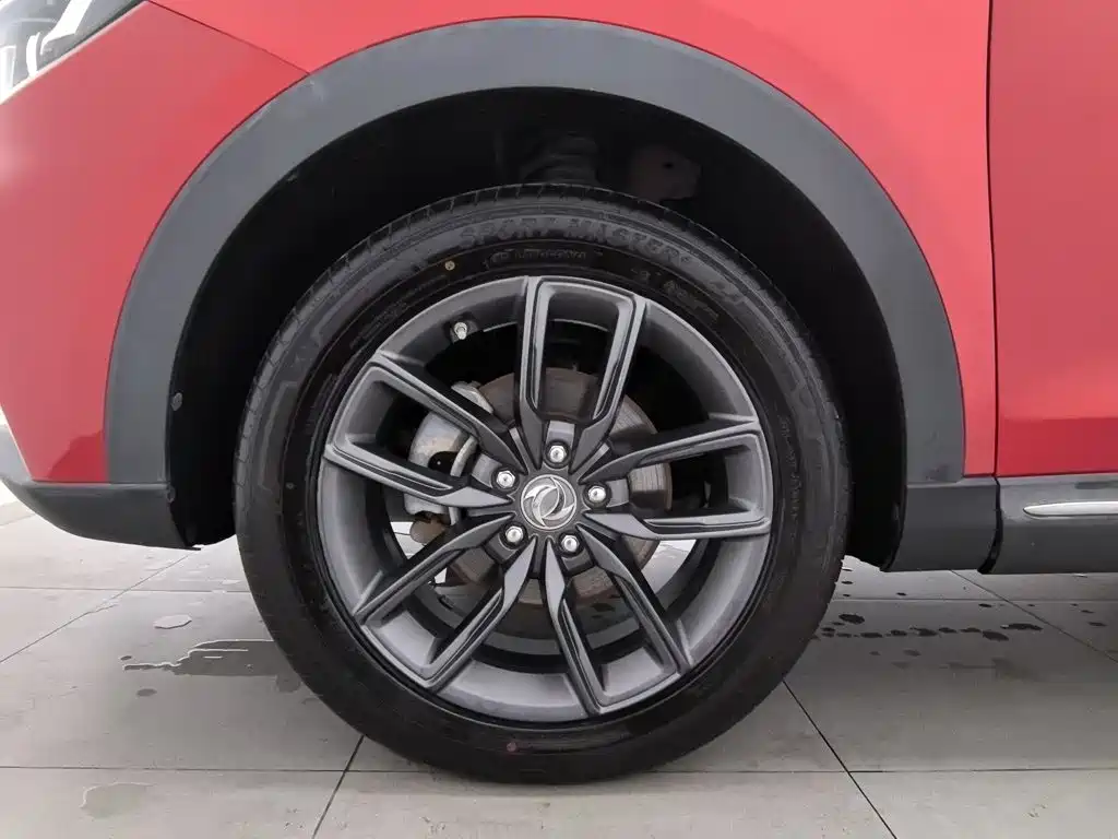 Dongfeng Fengguang Fengguang ix5 2020 2019 220T CVT Zhi Shang China VI