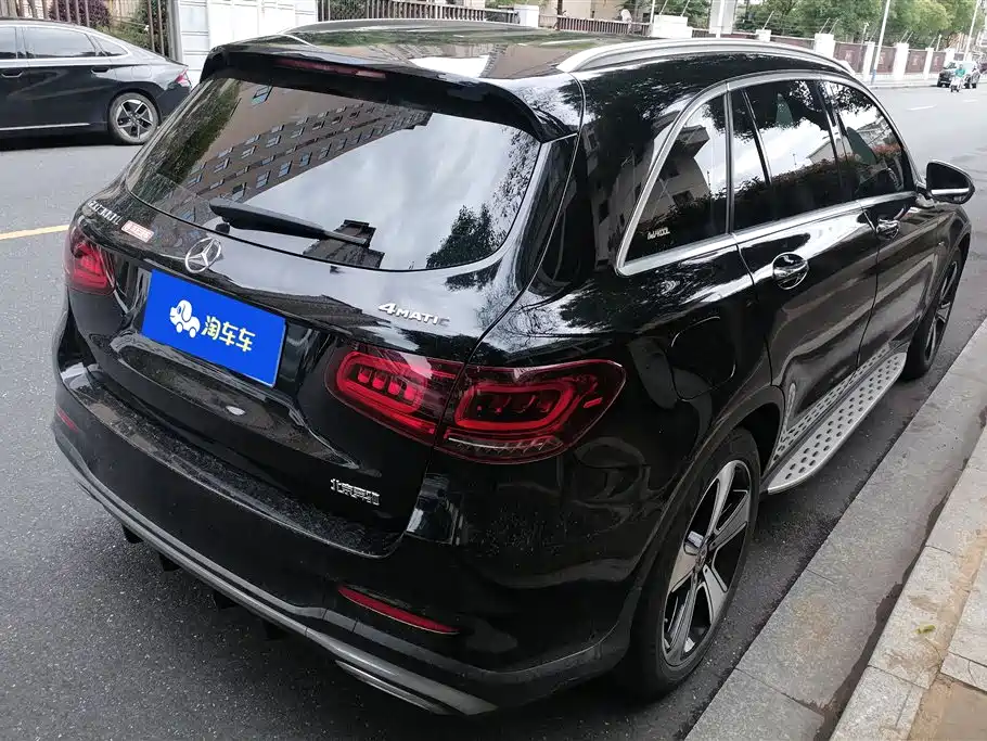 Mercedes-Benz GLC 2022 Facelift GLC 300 L 4MATIC Dynamic Collector's Edition фото 3
