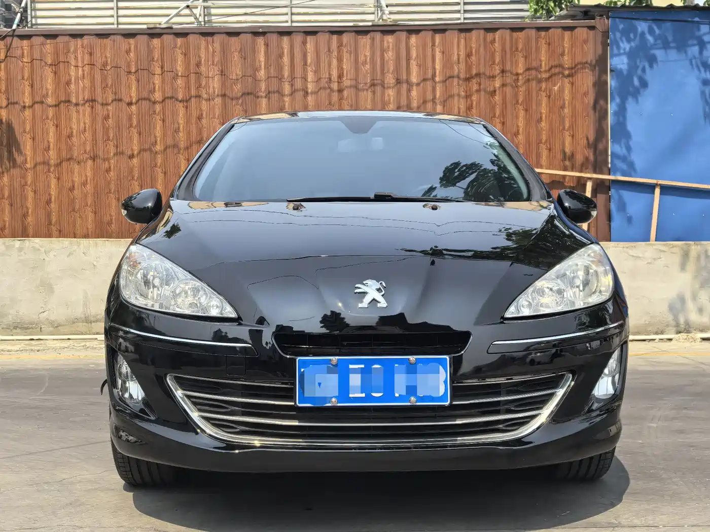 Peugeot 408 2013 2.0L Automatic Comfort Edition фото 2