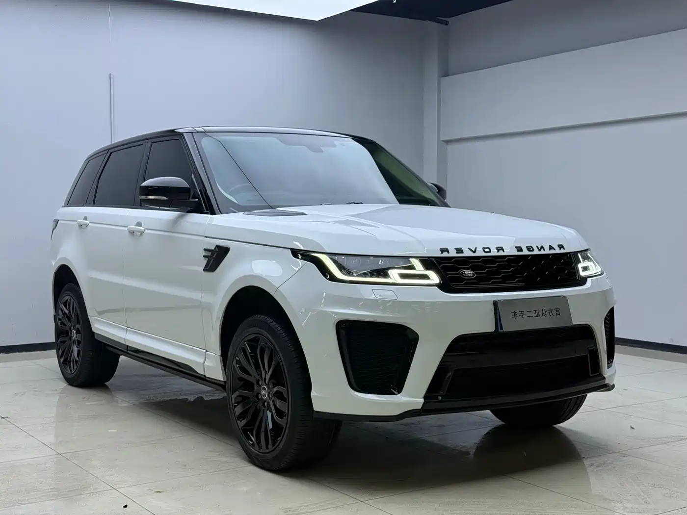 Land Rover Range Rover Sport 2014 3.0 SC V6 HSE DYNAMIC фото 2