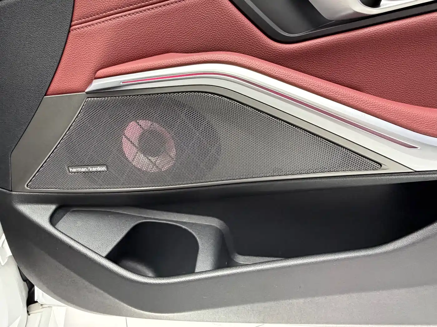 BMW 3 Series 2023 325Li M Sport Black Night Package фото 14