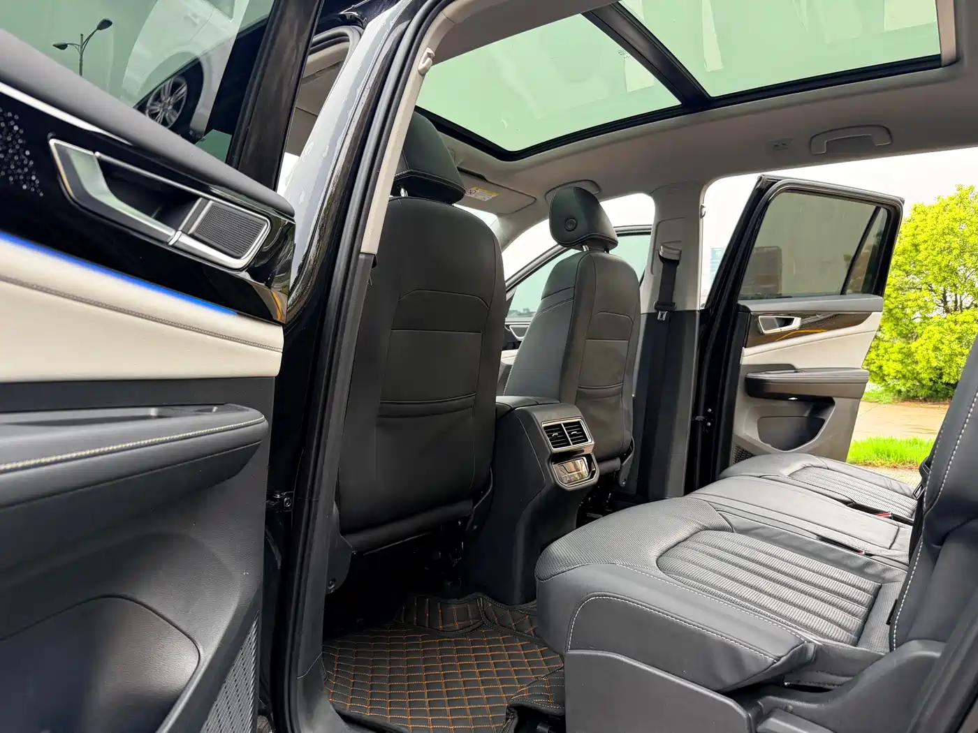 Volkswagen Teramont 2022 330TSI 2WD Luxury фото 16