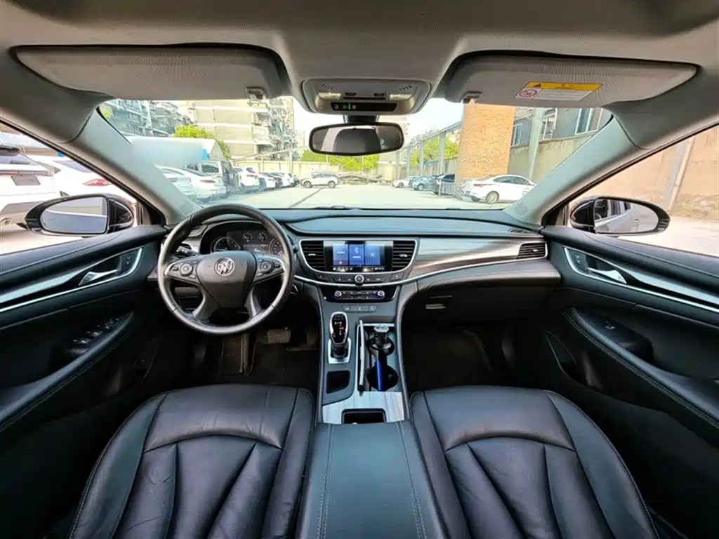 Buick LaCrosse 2022 652T Luxury фото 18