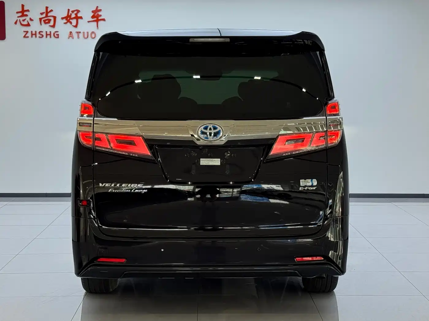 Toyota Vellfire 2019 Hybrid 2.5L HV Premium Edition фото 12