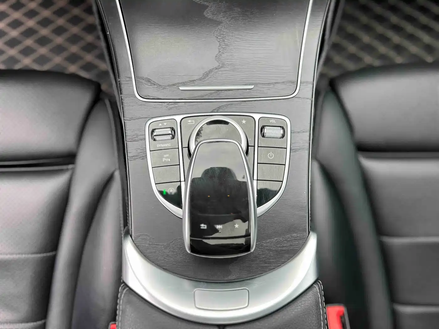 Mercedes-Benz C-Class 2017 Facelift C 200 L Sport Edition фото 28