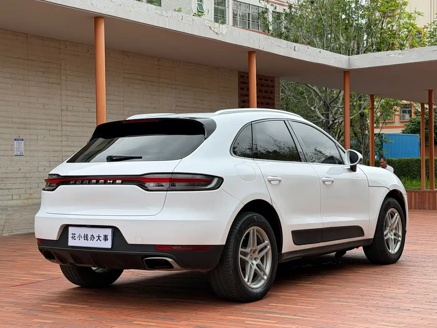 Porsche Macan 2018 Macan 2.0T фото 8