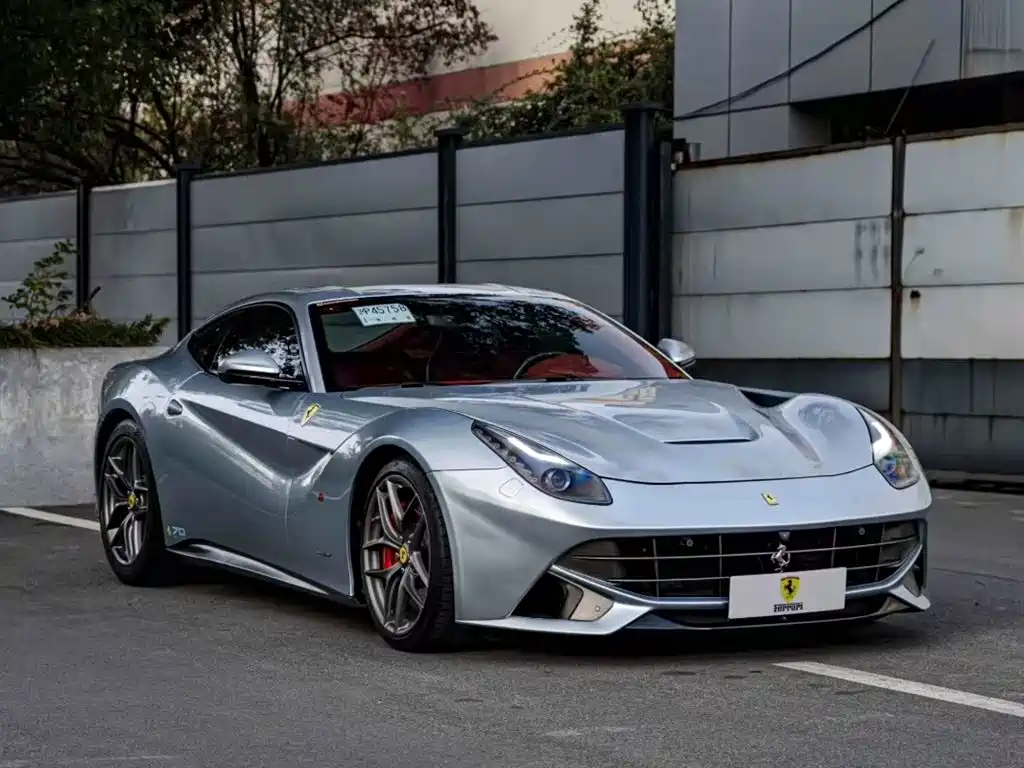 Ferrari F12berlinetta 2013 6.3L Standard фото 3