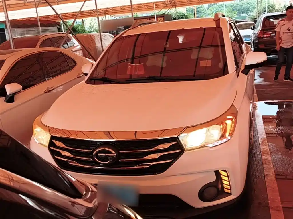 GAC Trumpchi Trumpchi GS4 2017 200T G-DCT 2WD Comfort фото 3