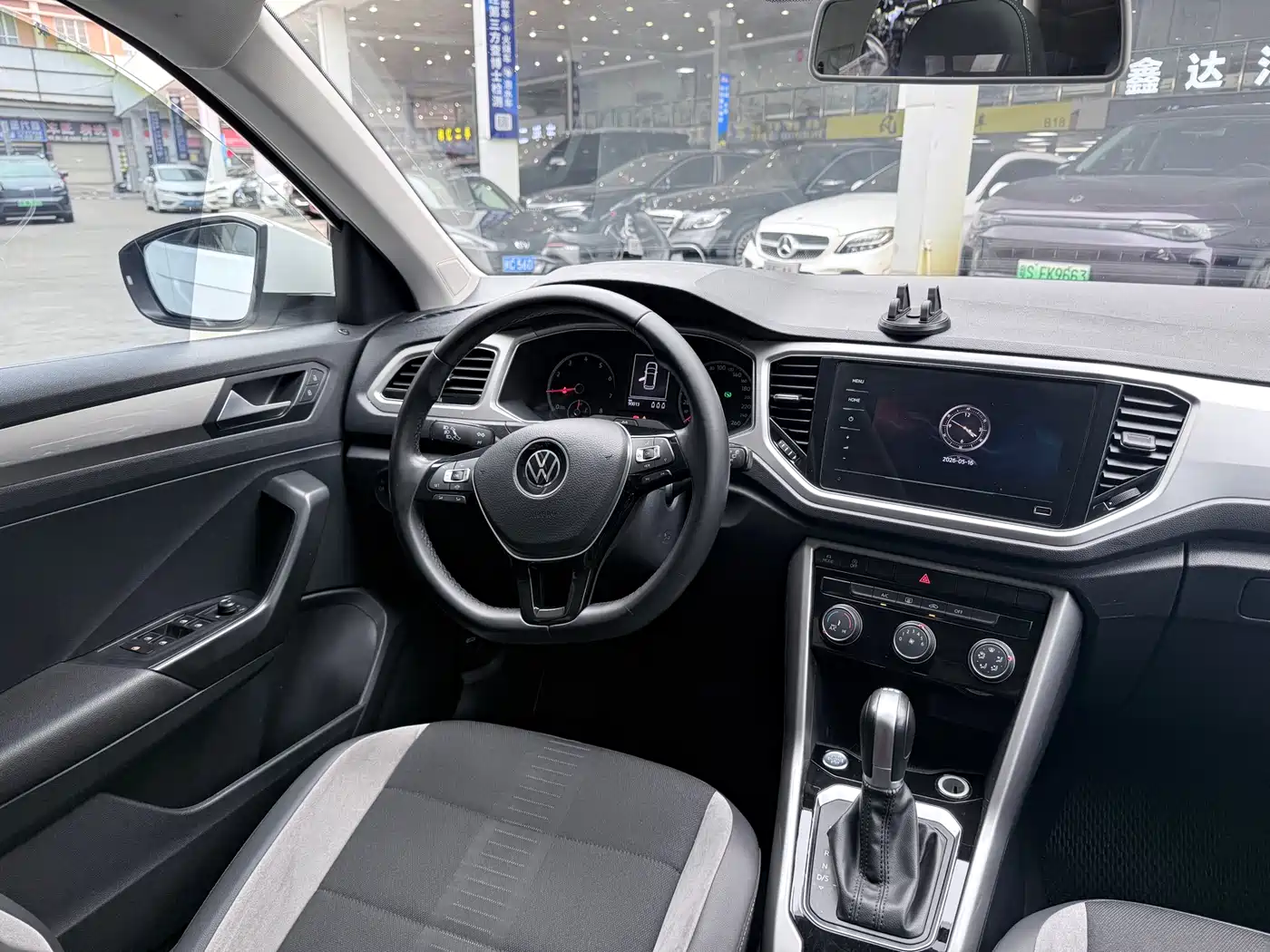 Volkswagen T-ROC 2022 280TSI DSG 2WD Elite PLUS фото 11