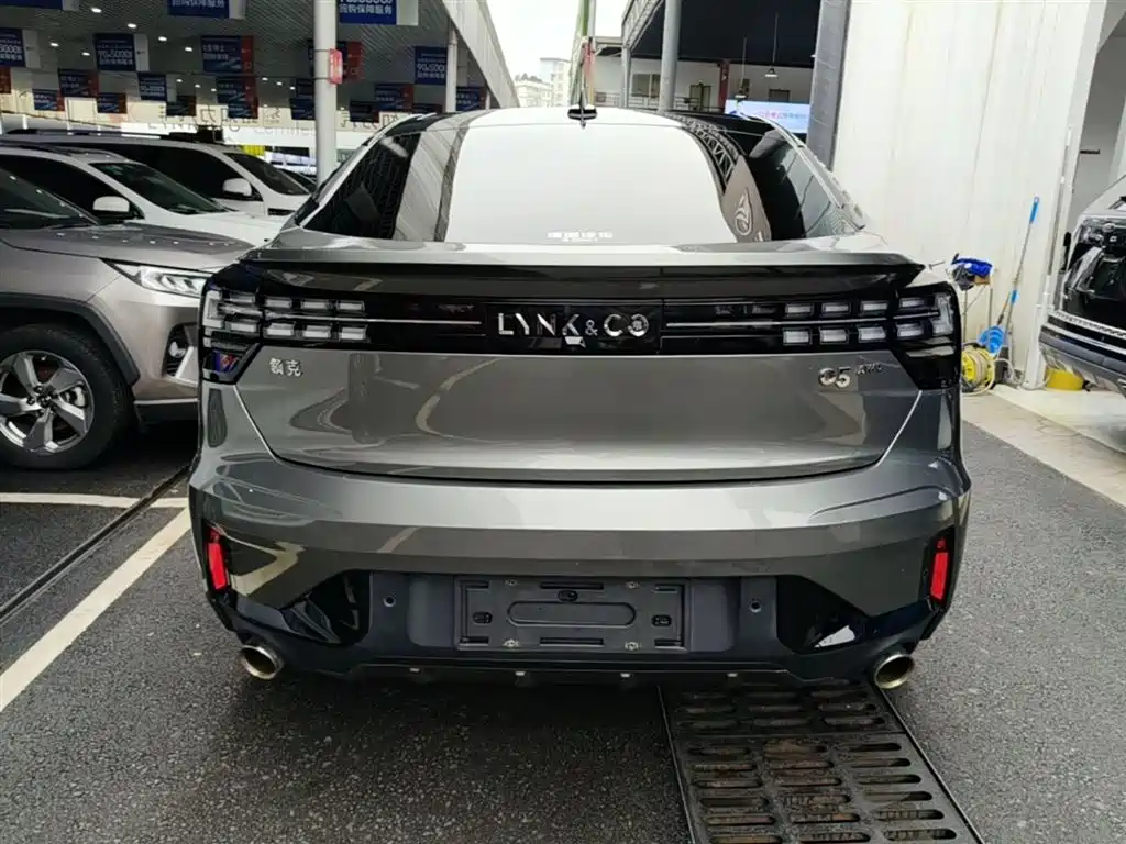 Lynk & Co 05 2020 2.0TD 4WD Halo Edition фото 6