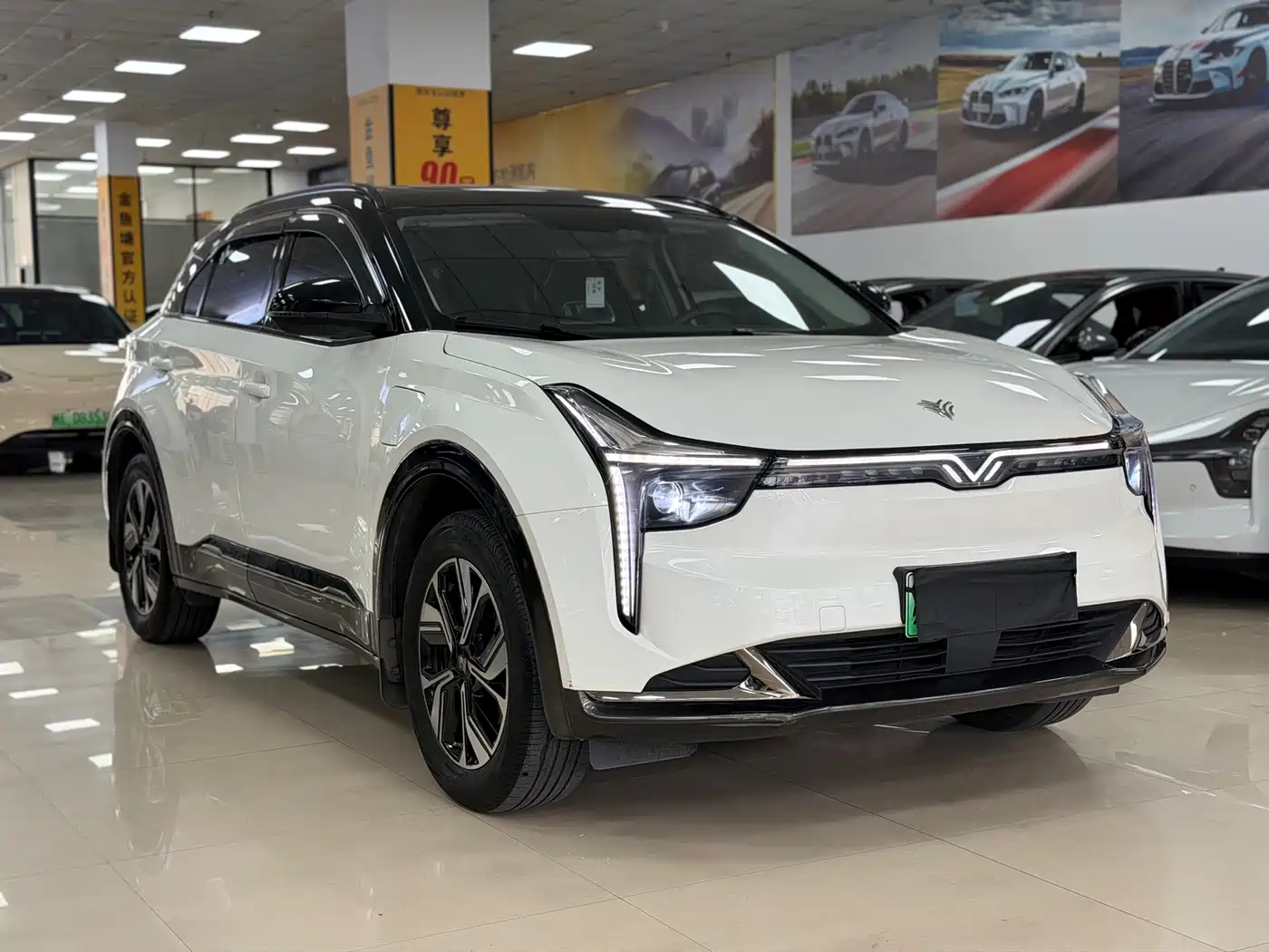 NEZHA AUTOMOBILE NEZHA U