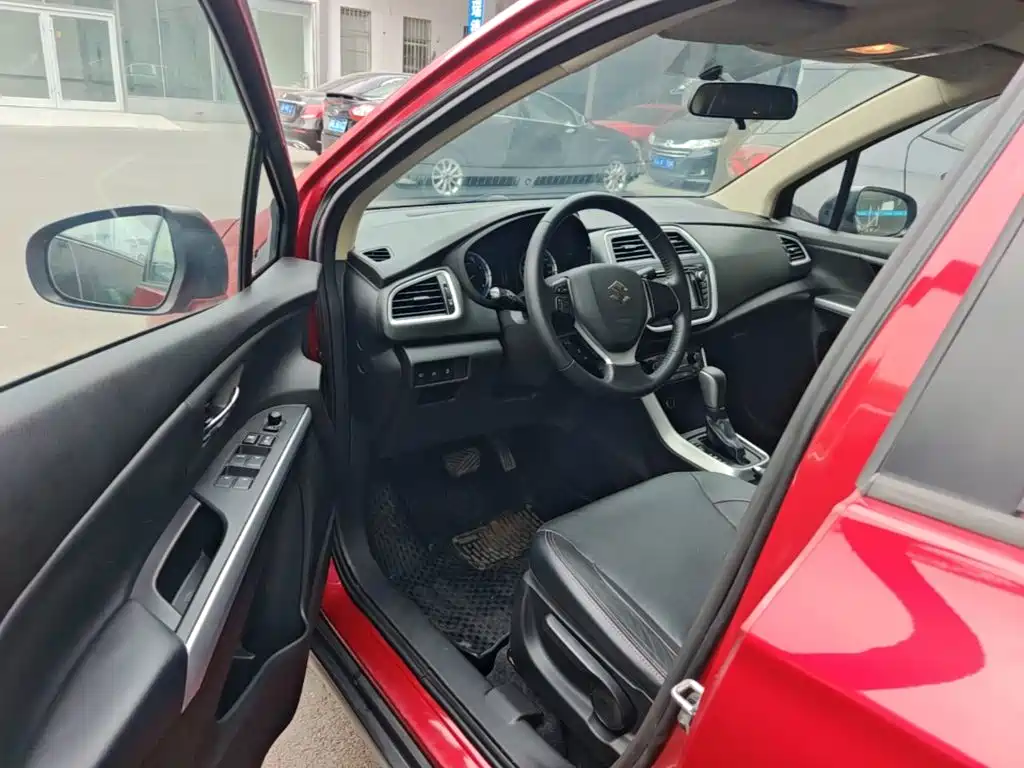 Suzuki SX4 S-Cross 2015 2014 1.6L CVT 2WD Elite